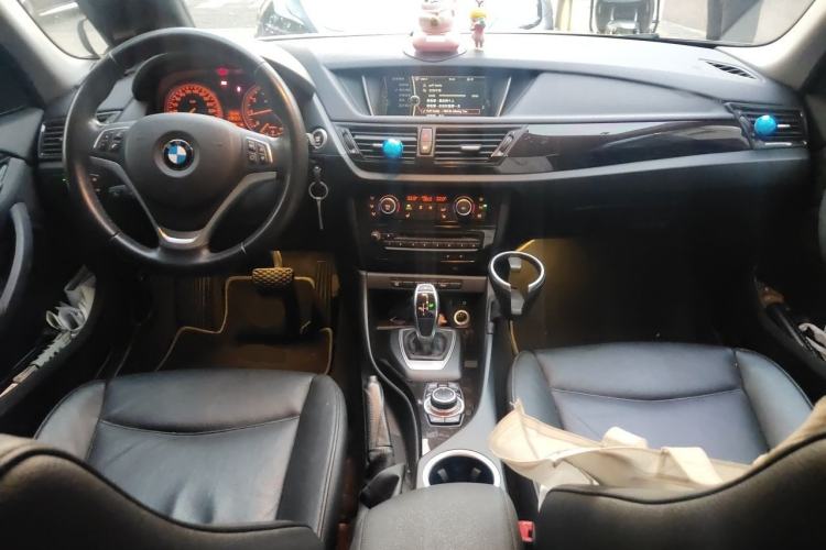 Used BMW X1 2013 xDrive20i X Design Package Center Console