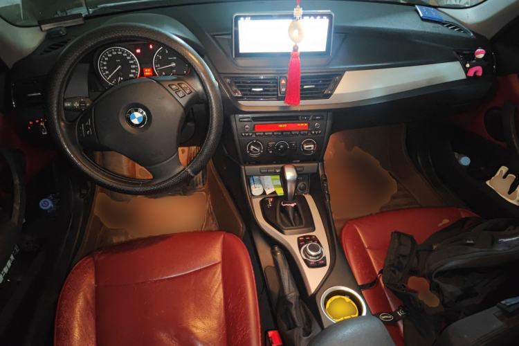Used BMW X1 2013 sDrive18i Leading Model Center Console