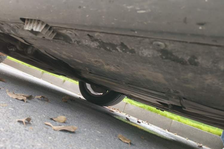 Used BMW X1 2013 sDrive18i Fashion Model Chassis Front Left