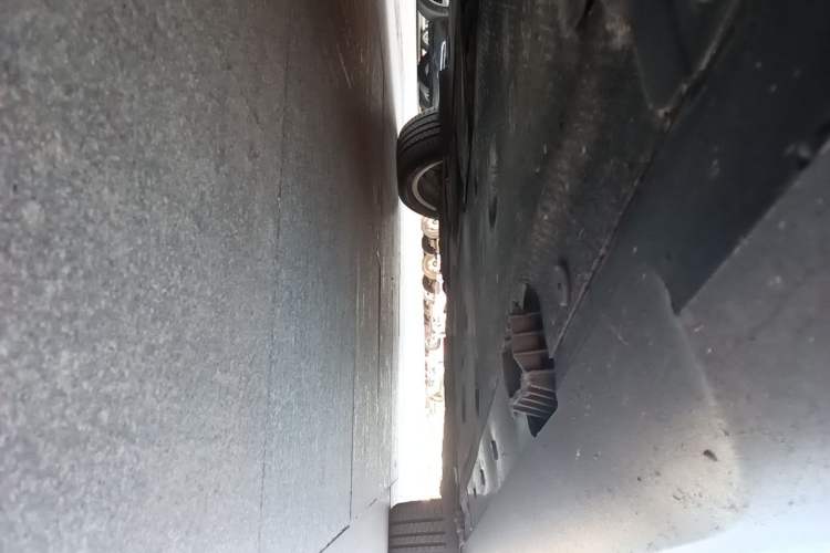Used BMW X1 2013 sDrive18i Fashion Model Chassis Front Left