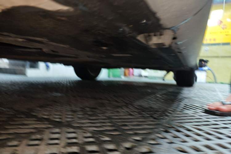 Used BMW X1 2013 sDrive18i Fashion Model Chassis Front Left