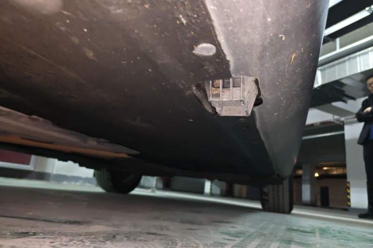Used BMW X1 2013 sDrive18i Fashion Model Chassis Front Left