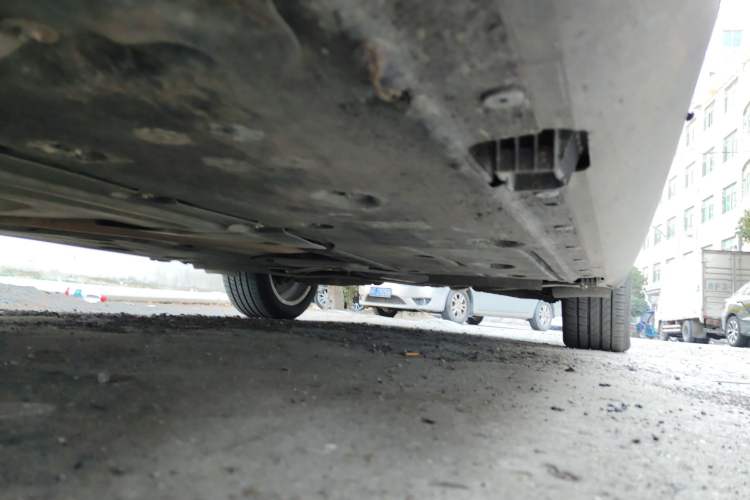 Used BMW X1 2013 sDrive18i Fashion Model Chassis Front Left