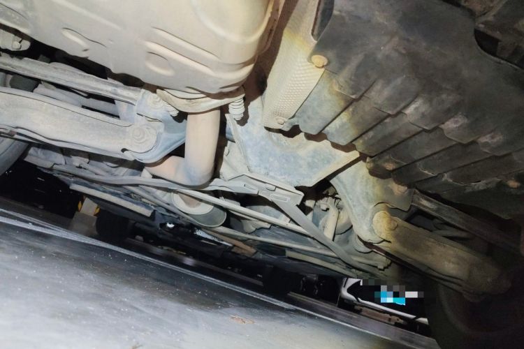 Used BMW X1 2013 sDrive18i manual model Chassis Rear