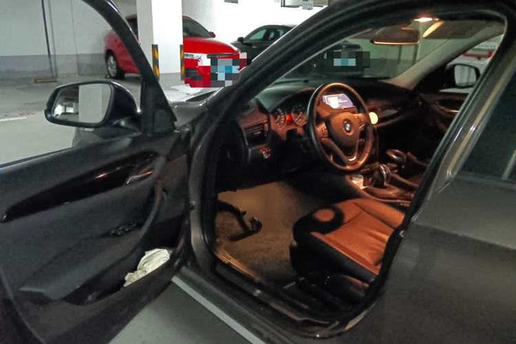 Used BMW X1 2013 xDrive20i X Design Package Driver Seat
