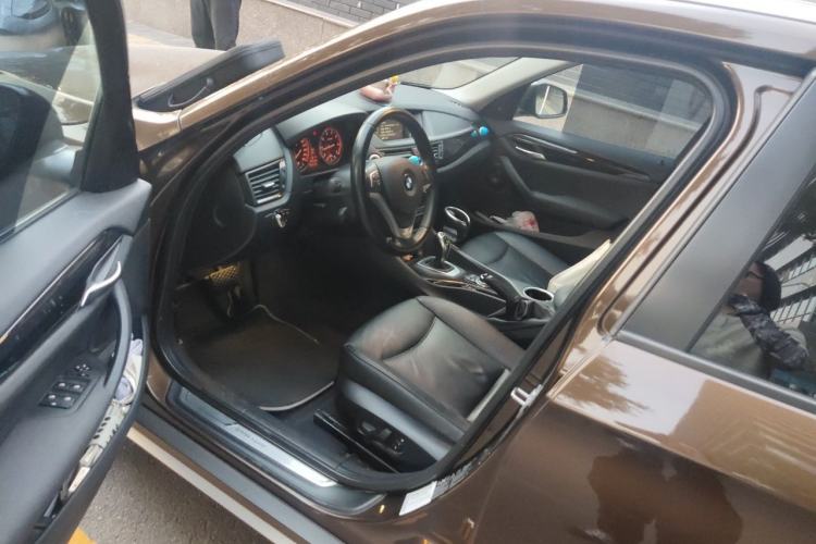 Used BMW X1 2013 xDrive20i X Design Package Driver Seat