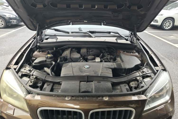 Used BMW X1 2013 sDrive18i Leading Model Engine Bay