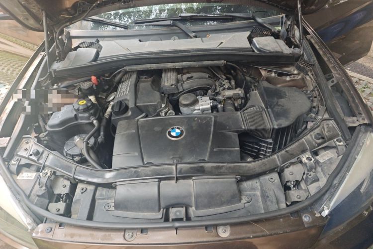 Used BMW X1 2013 sDrive18i Fashion Model Engine Bay