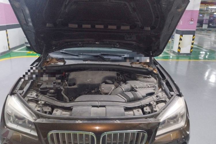 Used BMW X1 2013 sDrive20i Sports Design Package Engine Bay