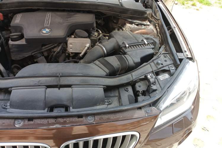 Used BMW X1 2013 xDrive20i X Design Package Engine Bay Left