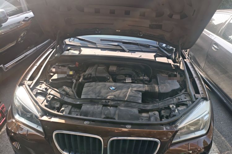 Used BMW X1 2013 sDrive18i Leading Model Engine Bay