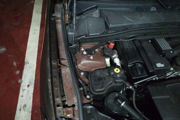 Used BMW X1 2013 sDrive18i Leading Model Engine Bay Right