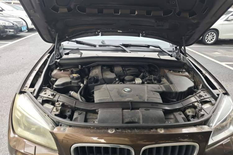 Used BMW X1 2013 sDrive18i Leading Model Engine Bay Right