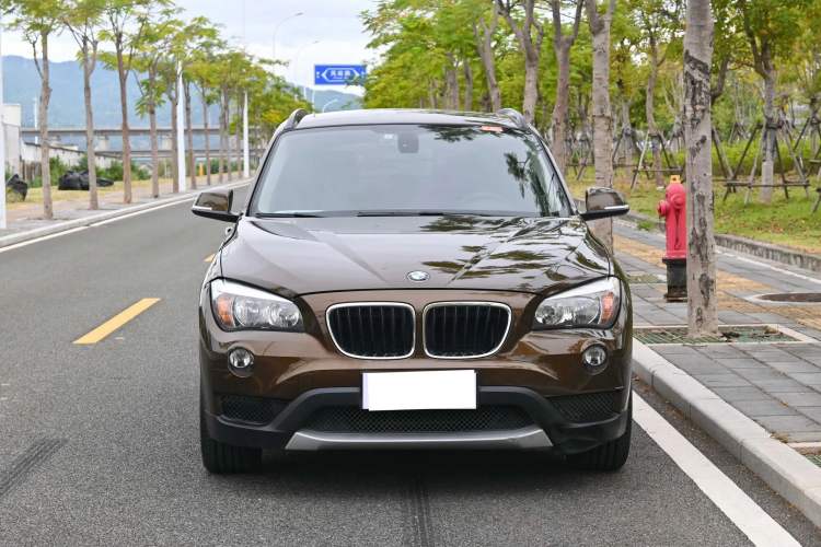 Used BMW X1 2013 sDrive18i manual model Exterior 5