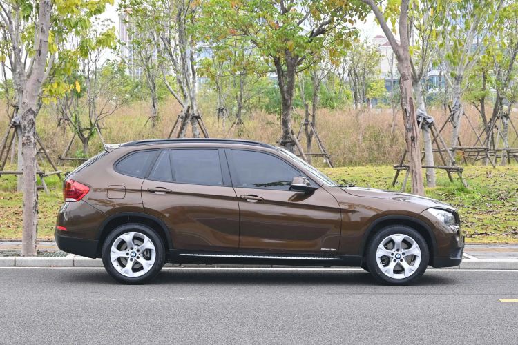 Used BMW X1 2013 sDrive18i manual model Exterior 6