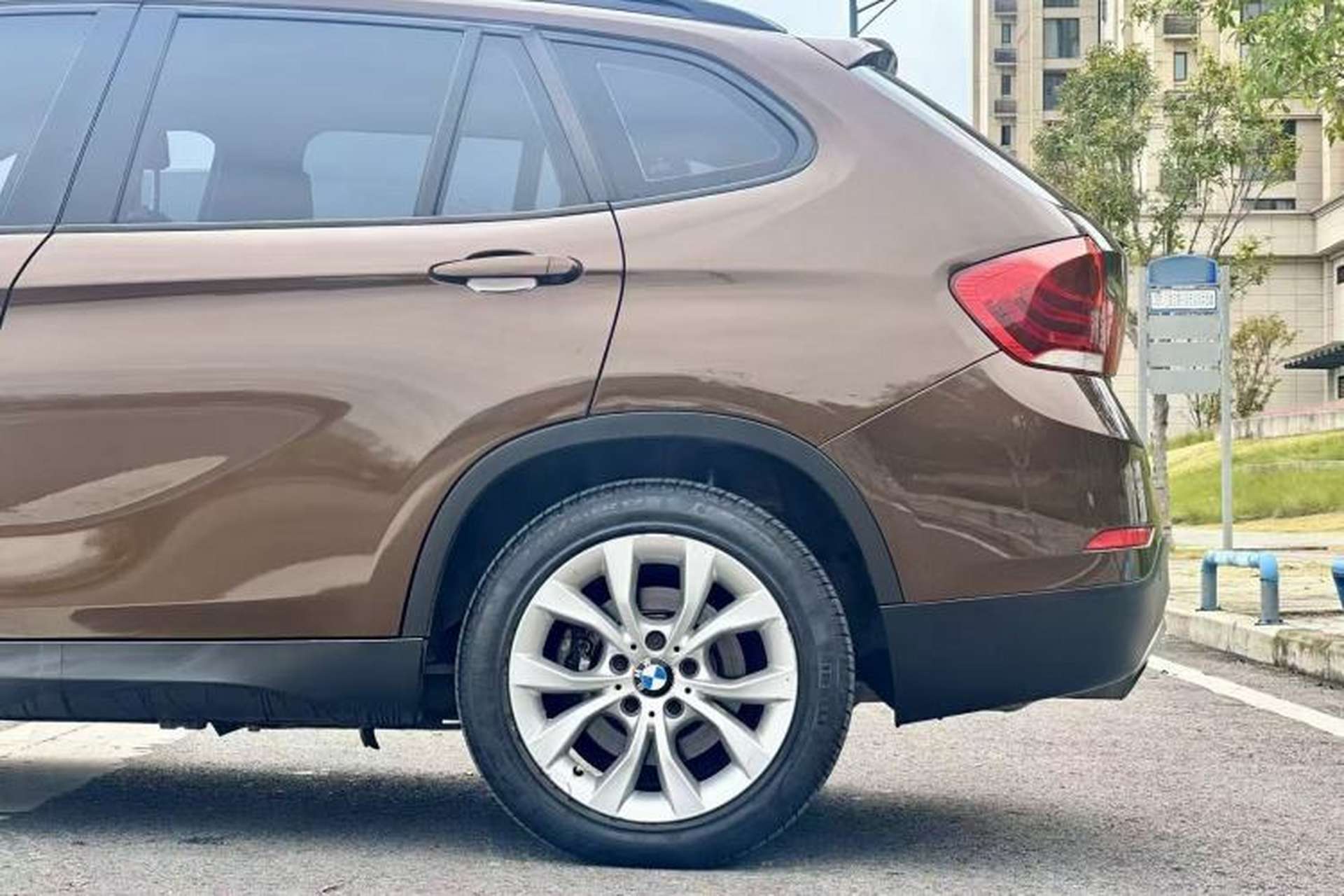 Used BMW X1 2013 sDrive18i Leading Model Exterior 7