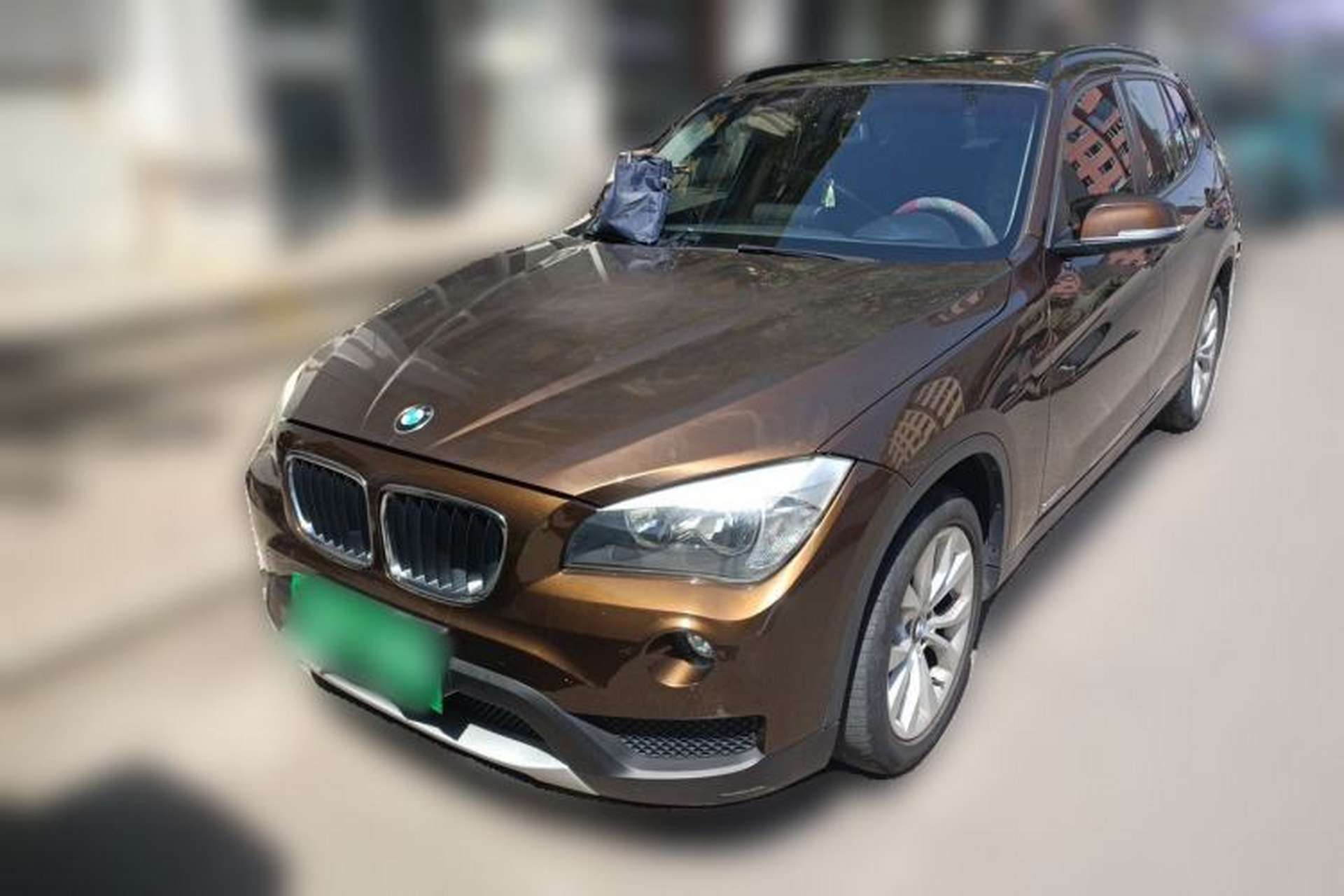 Used BMW X1 2013 sDrive18i Fashion Model Front Left 45 Deg