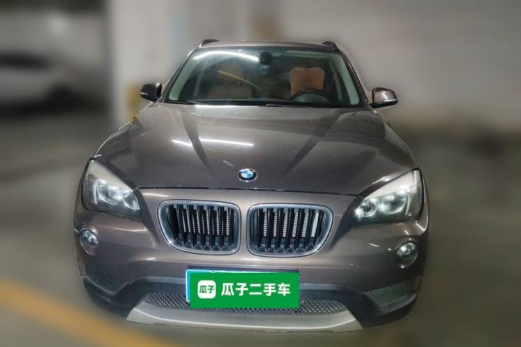 Used BMW X1 2013 sDrive18i manual model Front