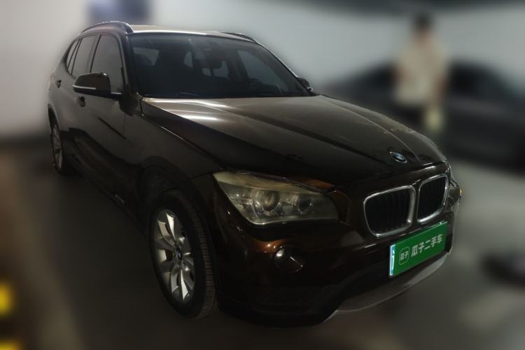 Used BMW X1 2013 sDrive18i Leading Model Front Right 45 Deg