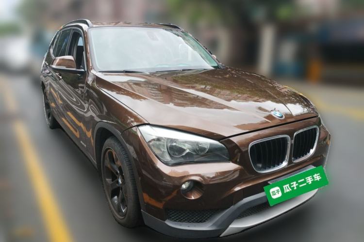 Used BMW X1 2013 sDrive18i Fashion Model Front Right 45 Deg