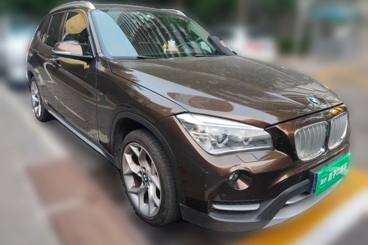 Used BMW X1 2013 xDrive20i X Design Package Front Right 45 Deg