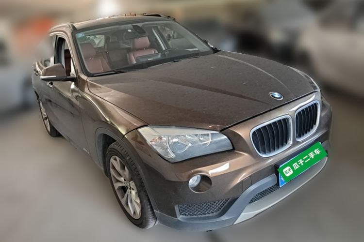 Used BMW X1 2013 sDrive18i Fashion Model Front Right 45 Deg