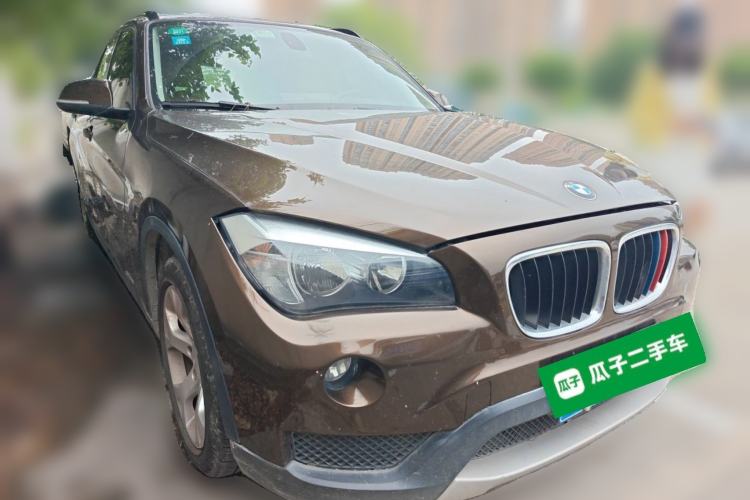 Used BMW X1 2013 sDrive18i Fashion Model Front Right 45 Deg