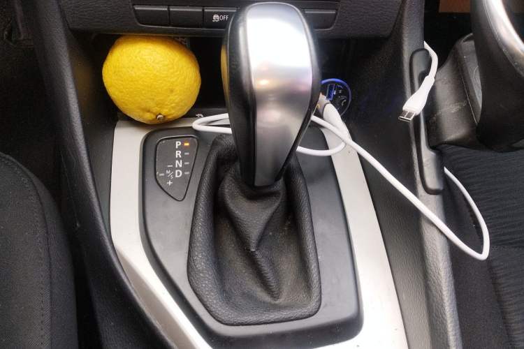 Used BMW X1 2013 sDrive18i Fashion Model Gear Lever