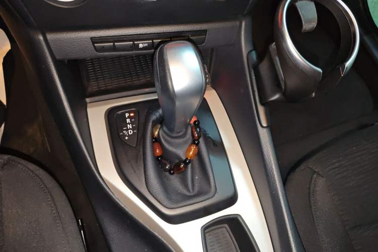 Used BMW X1 2013 sDrive18i Fashion Model Gear Lever