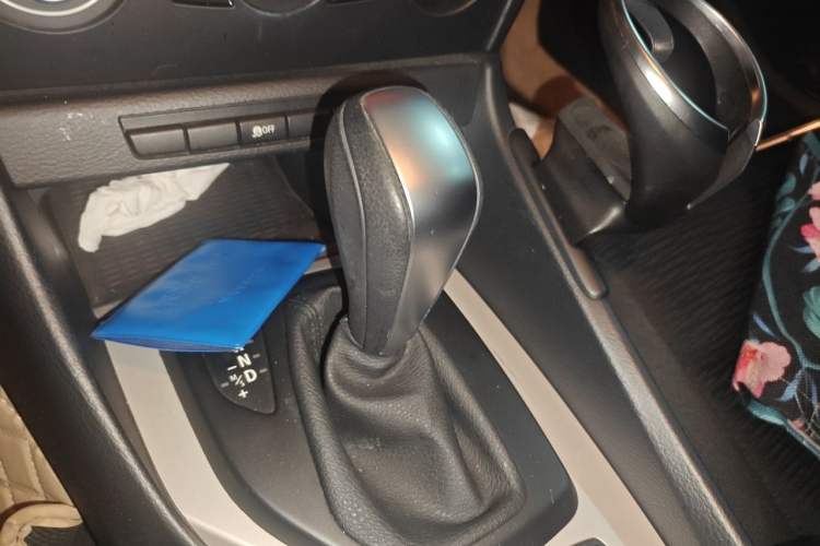 Used BMW X1 2013 sDrive18i Leading Model Gear Lever