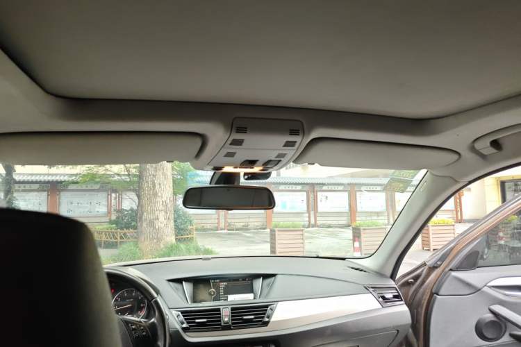 Used BMW X1 2013 sDrive18i Leading Model Headliner