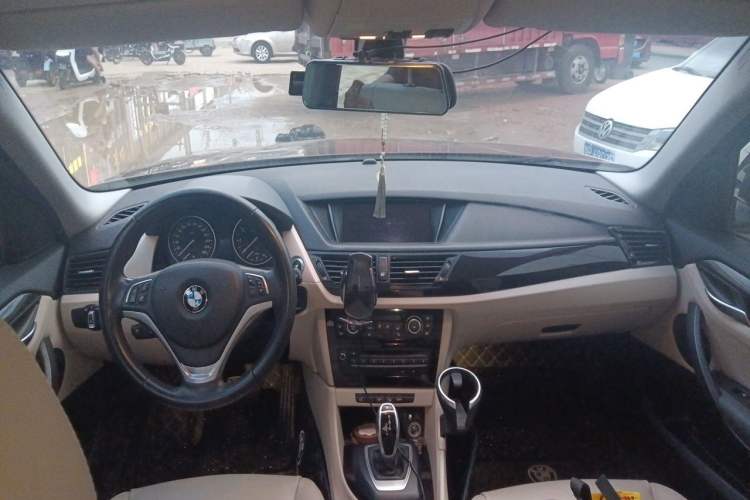 Used BMW X1 2013 xDrive20i X Design Package Headliner