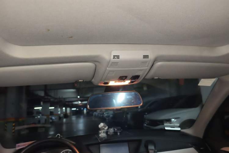 Used BMW X1 2013 sDrive18i Fashion Model Headliner