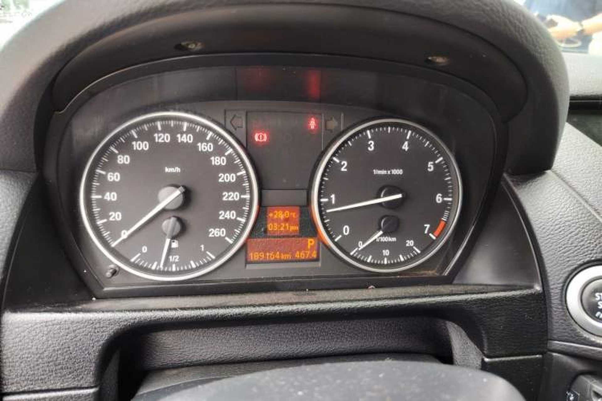 Used BMW X1 2013 sDrive18i Fashion Model Instrument Cluster