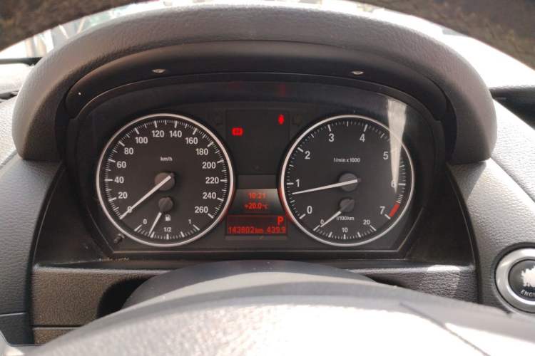 Used BMW X1 2013 sDrive18i Fashion Model Instrument Cluster