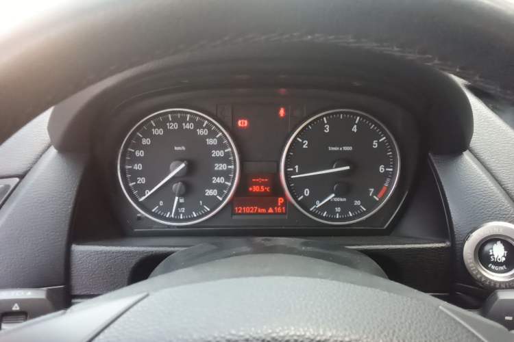 Used BMW X1 2013 sDrive18i Fashion Model Instrument Cluster