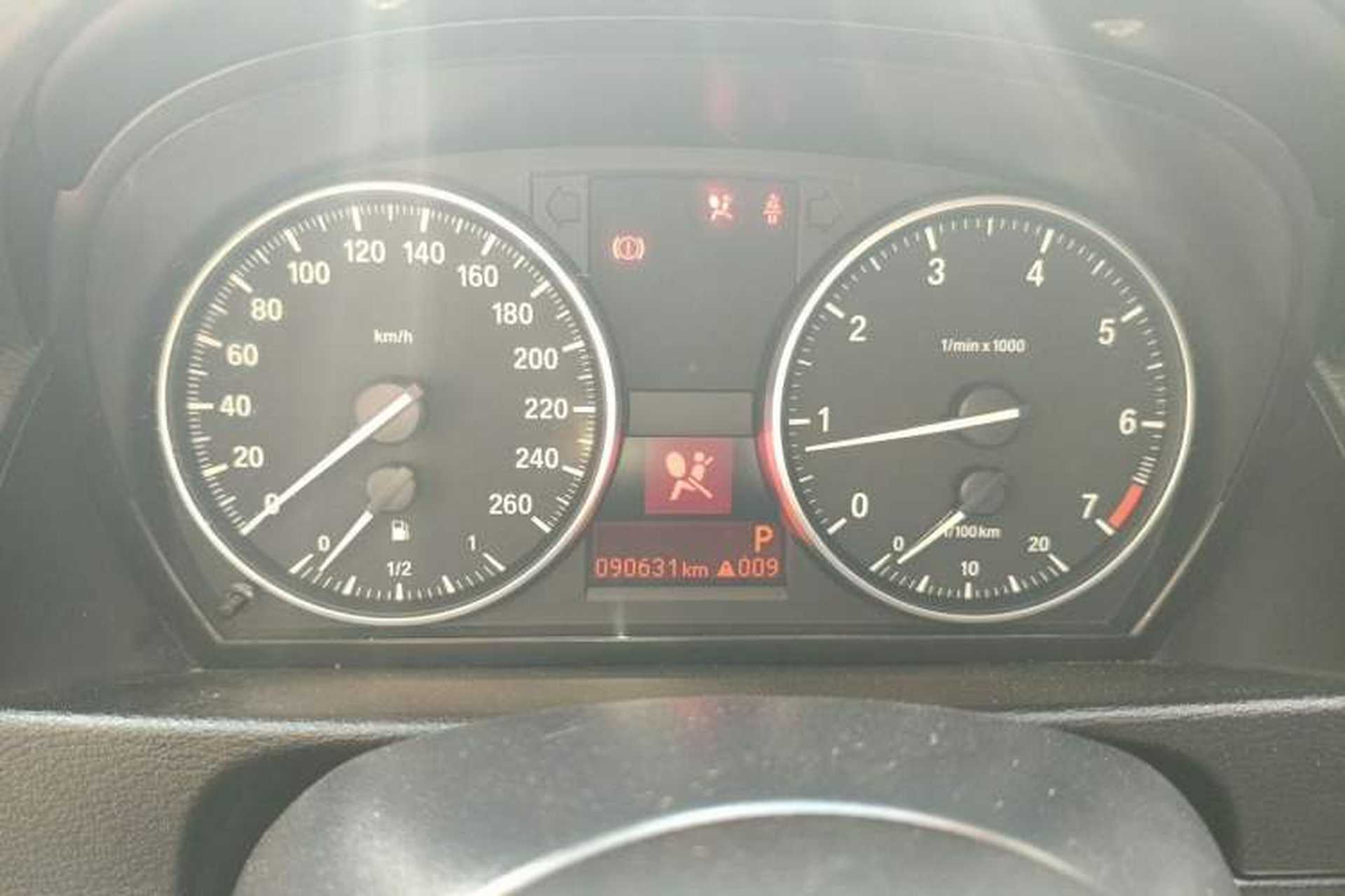 Used BMW X1 2013 sDrive18i Fashion Model Instrument Cluster