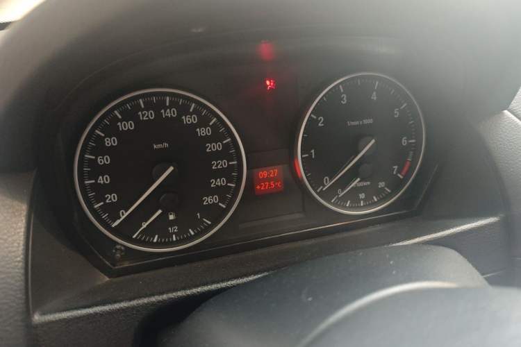 Used BMW X1 2013 sDrive18i Fashion Model Instrument Cluster
