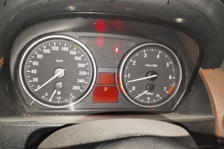 Used BMW X1 2013 sDrive20i Sports Design Package Instrument Cluster