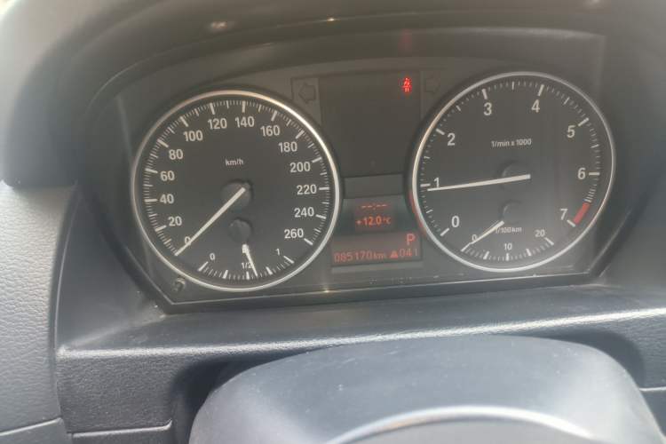 Used BMW X1 2013 sDrive18i Fashion Model Instrument Cluster