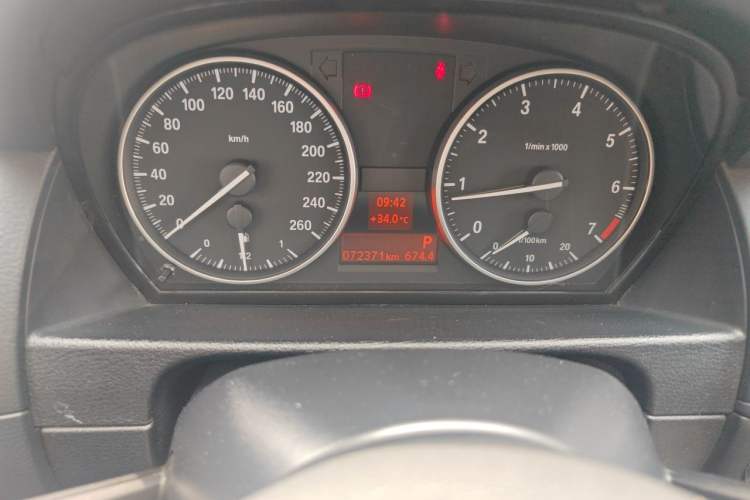 Used BMW X1 2013 sDrive18i Fashion Model Instrument Cluster
