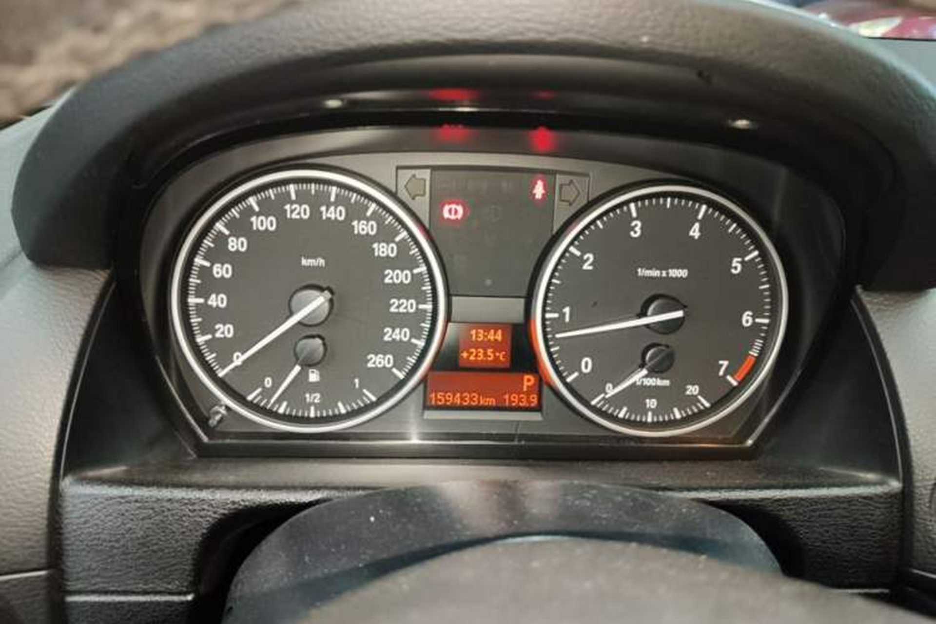 Used BMW X1 2013 sDrive18i Fashion Model Instrument Cluster