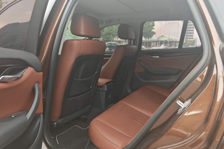 Used BMW X1 2013 sDrive20i Sports Design Package Interior 2