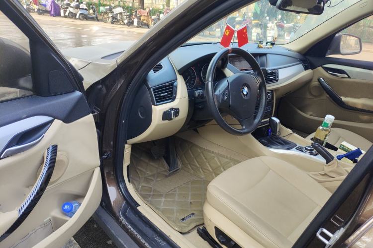 Used BMW X1 2013 sDrive18i Leading Model Interior 3
