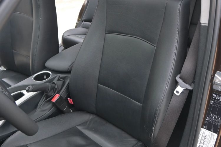 Used BMW X1 2013 sDrive18i manual model Interior 4
