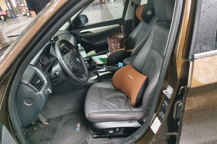 Used BMW X1 2013 sDrive18i Fashion Model Left Front Seat
