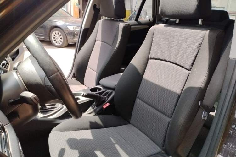 Used BMW X1 2013 sDrive18i Fashion Model Left Front Seat