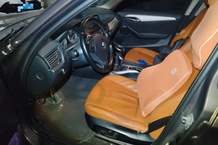 Used BMW X1 2013 sDrive18i manual model Left Front Seat