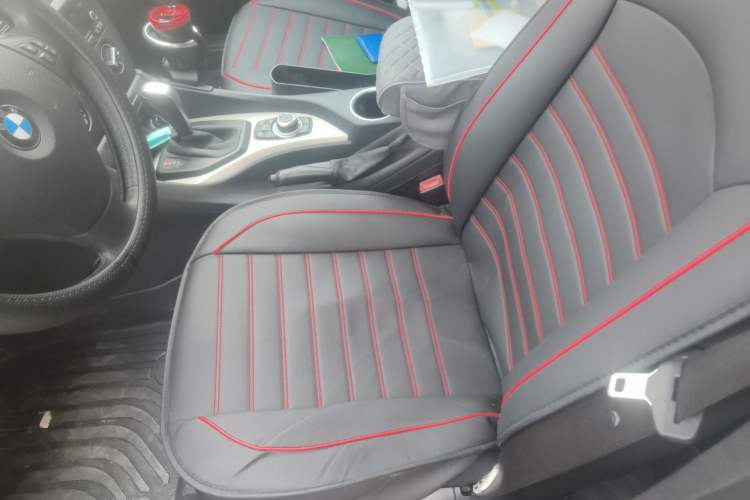 Used BMW X1 2013 sDrive18i Fashion Model Left Front Seat