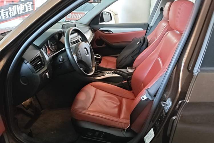 Used BMW X1 2013 sDrive18i Fashion Model Left Front Seat